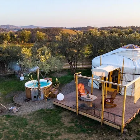 2 Cuori E 1 Yurta Glamping In Tuscany - Adults Only
