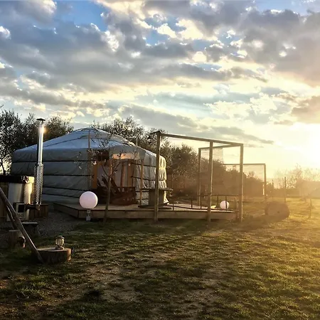2 Cuori E 1 Yurta Glamping In Tuscany - Adults Only * Asciano