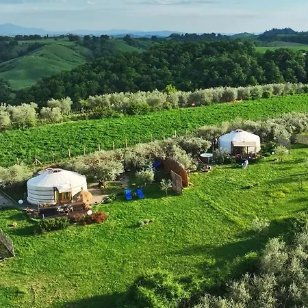 2 Cuori E 1 Yurta Glamping In Tuscany - Adults Only Lüks kamp alanı Asciano