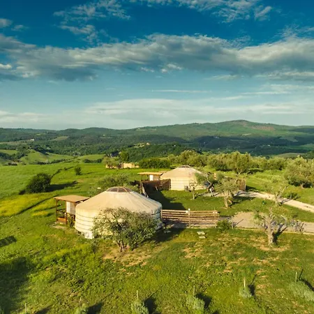 Lüks kamp alanı 2 Cuori E 1 Yurta Glamping In Tuscany - Adults Only *